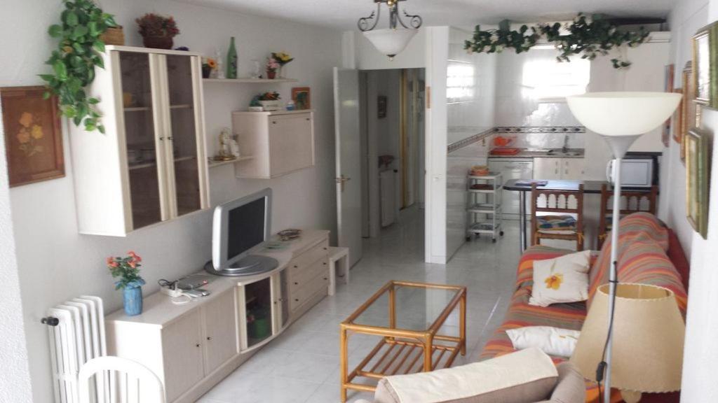 Apartamentos Cervantes Benidorm Zewnętrze zdjęcie