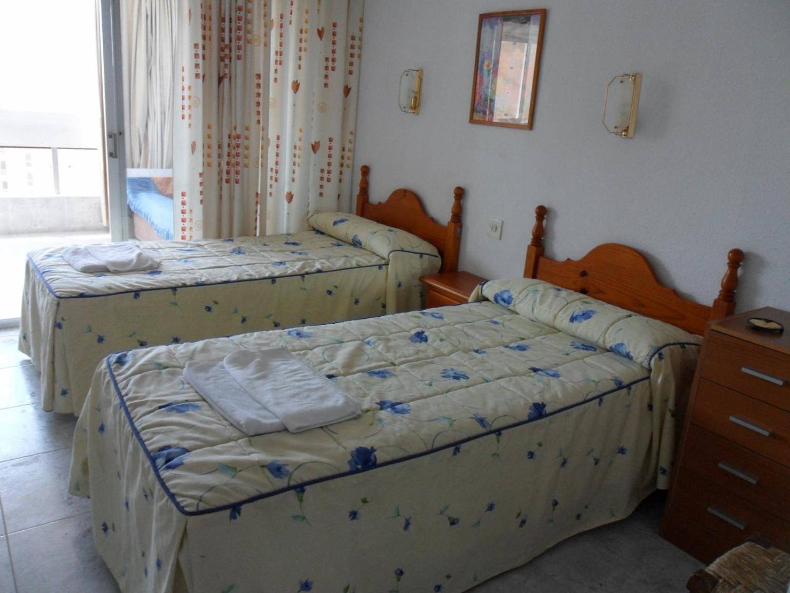 Apartamentos Cervantes Benidorm Zewnętrze zdjęcie