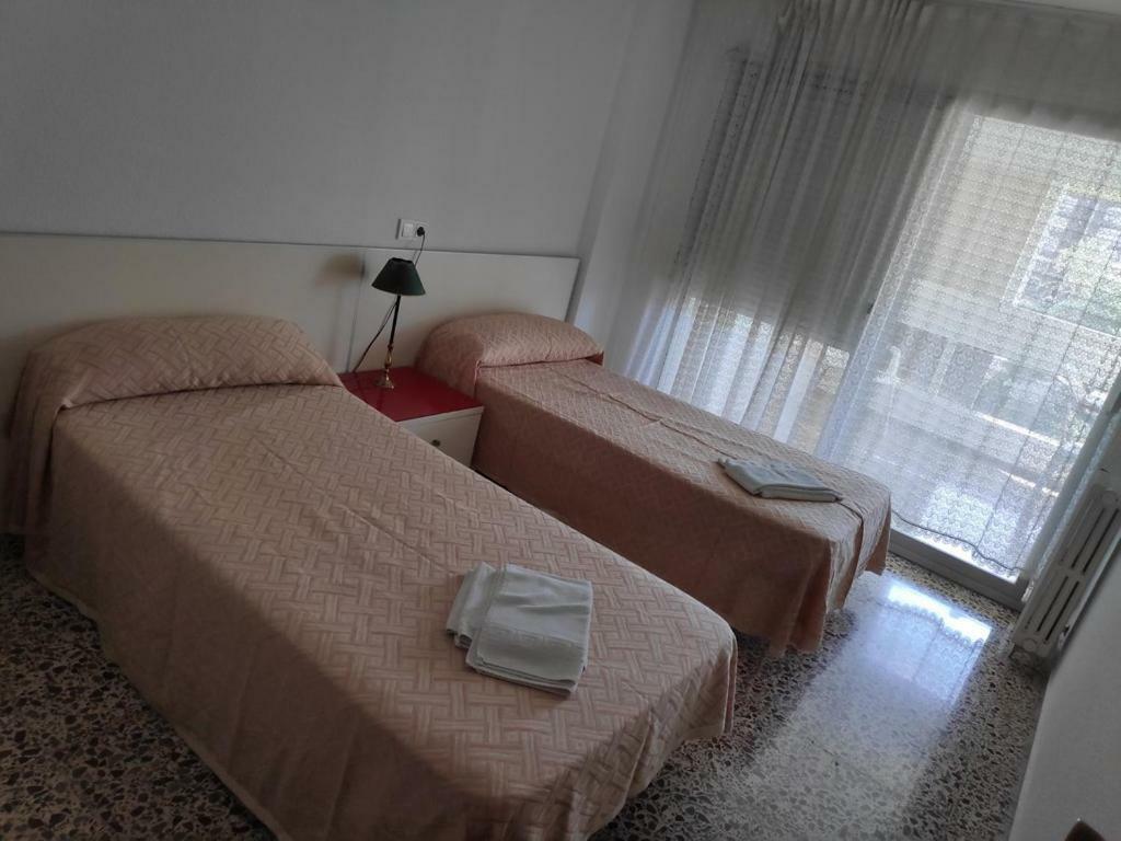 Apartamentos Cervantes Benidorm Zewnętrze zdjęcie
