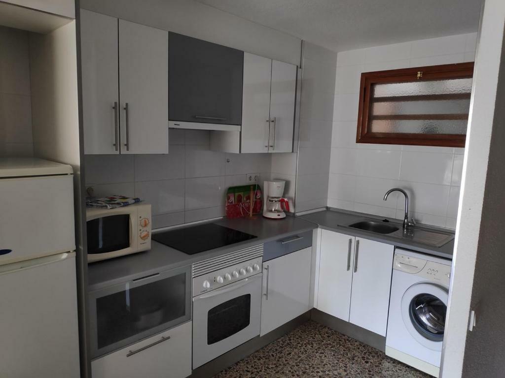 Apartamentos Cervantes Benidorm Zewnętrze zdjęcie